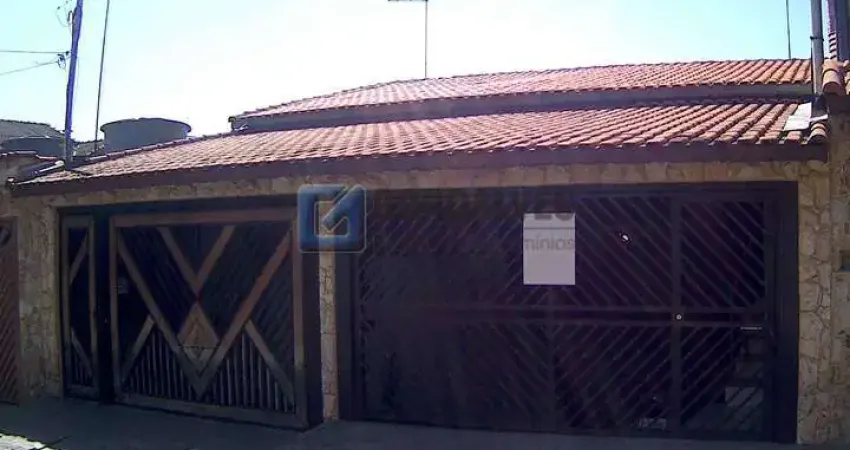 Casa 3 dormitórios sendo 1 suite, 210 mts² no Bairro Parque Novo Oratorio em Santo André