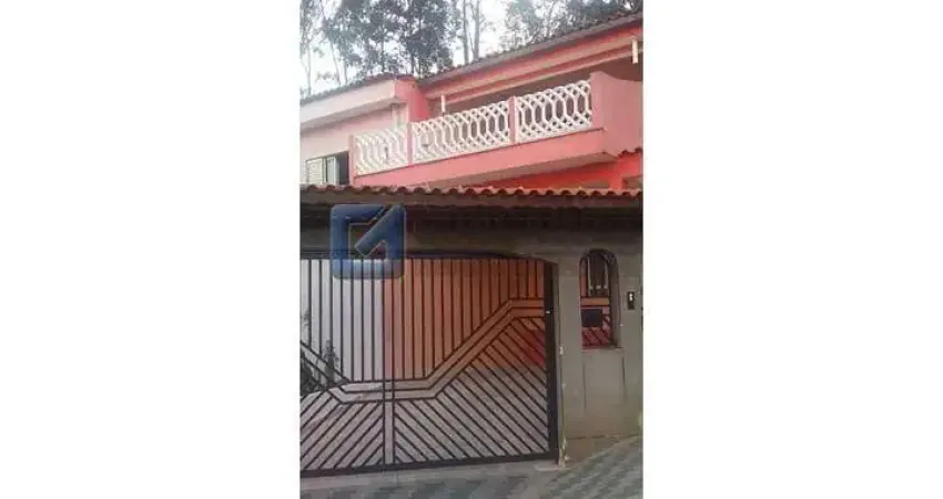 Sobrado à Venda em Paulicéia, São Bernardo do Campo – 3 Quartos, 3 Vagas