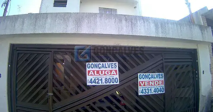 Sobrado Residencial 3 Quartos em Vila Valparaíso, Santo André – R$ 800.000