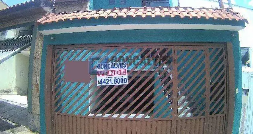 Sobrado Residencial com 3 Suítes, Espaço Gourmet e 6 Vagas em Jardim Santo Antônio, Santo André