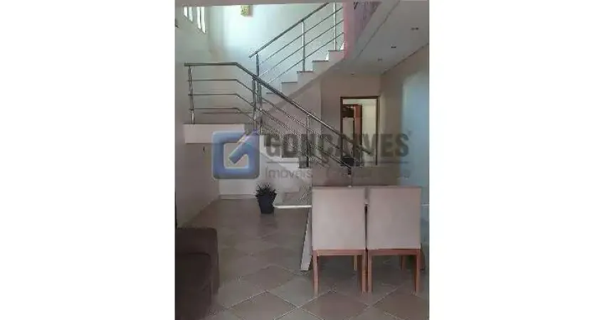 Sobrado à venda em Independência, São Bernardo do Campo – 3 quartos com 2 vagas