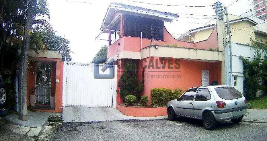 Casa à venda em Vila Alice, Santo André – 3 Dormitórios, Piscina e Espaço Gourmet