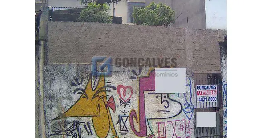 Terreno Comercial de 300m² à Venda em Vila Luzita, Santo André