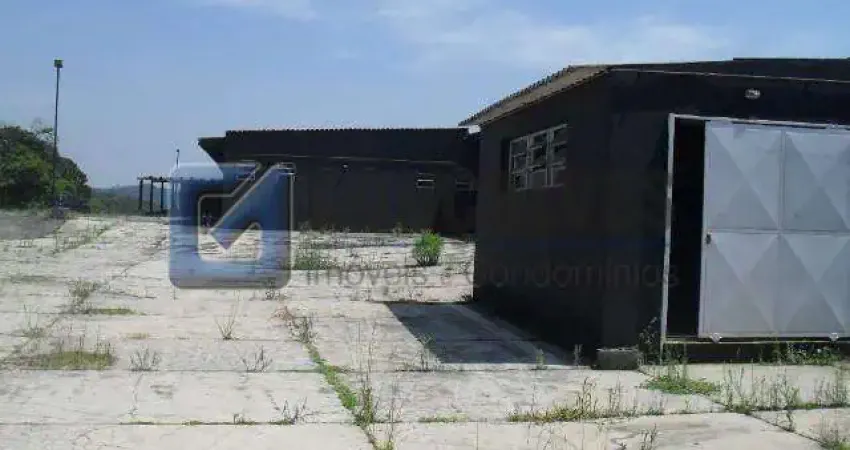 Área Comercial à Venda em Rio Grande, SBC: 3.500 m² Internos, 50.000 m² de Terreno