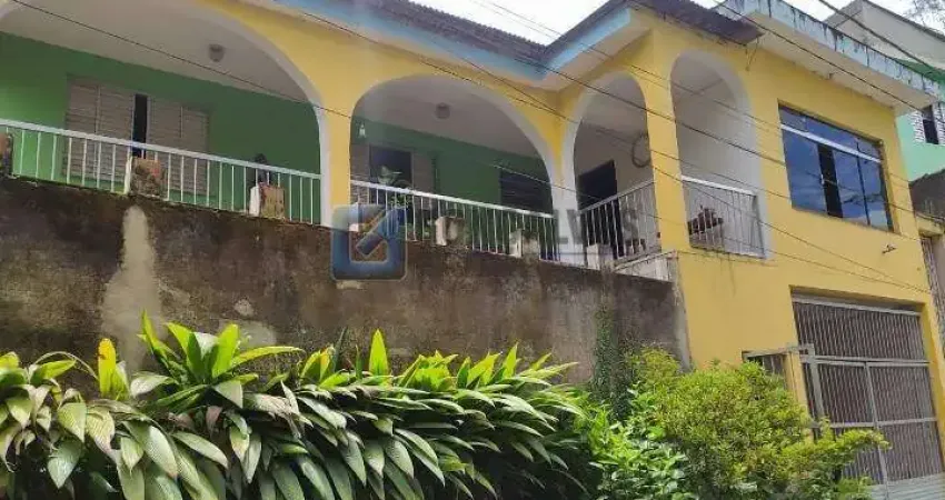 Casa Residencial com 3 Quartos, 2 Vagas em Vila Pires – Santo André