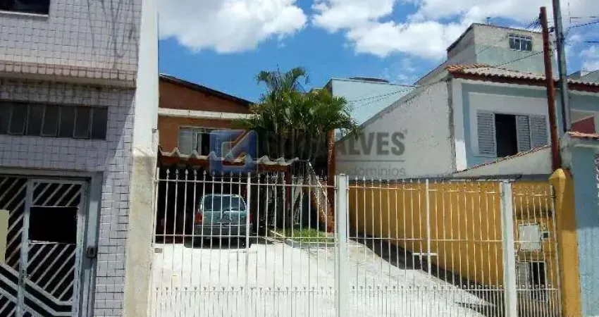 Casa à venda em Mauá, São Caetano do Sul – 2 quartos, 3 vagas, 175 m² de terreno