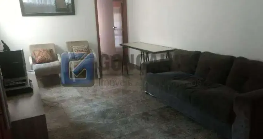 Casa à venda em Taboão, São Bernardo do Campo - 3 quartos, 1 suíte, 2 vagas