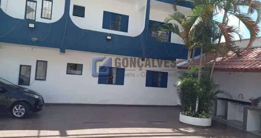 Sobrado Privativo em Lindóia/SP – 6 Quartos, 3 Suítes, 5 Vagas para Venda