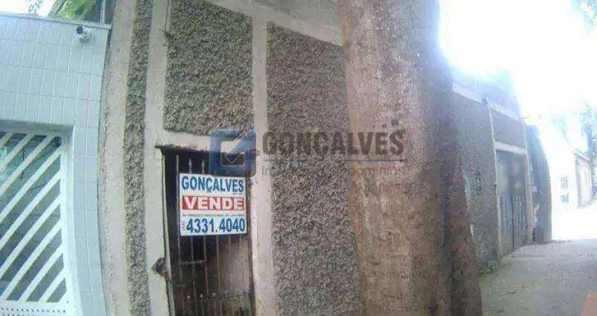 Sobrado Residencial à Venda em São Bernardo do Campo - 6 Quartos, 6 Vagas, 300m²