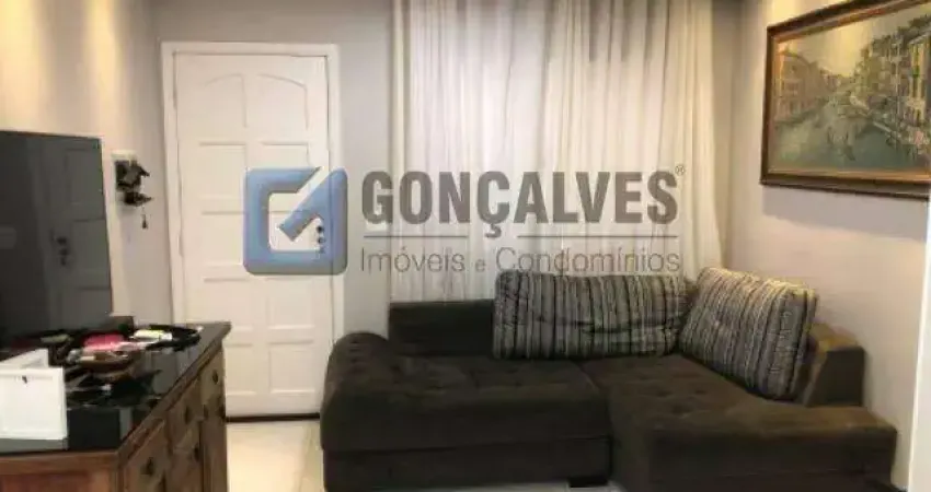 Sobrado à venda em São Bernardo do Campo (Bairro Dos Casa) – 2 quartos, 1 vaga, R$ 425.000