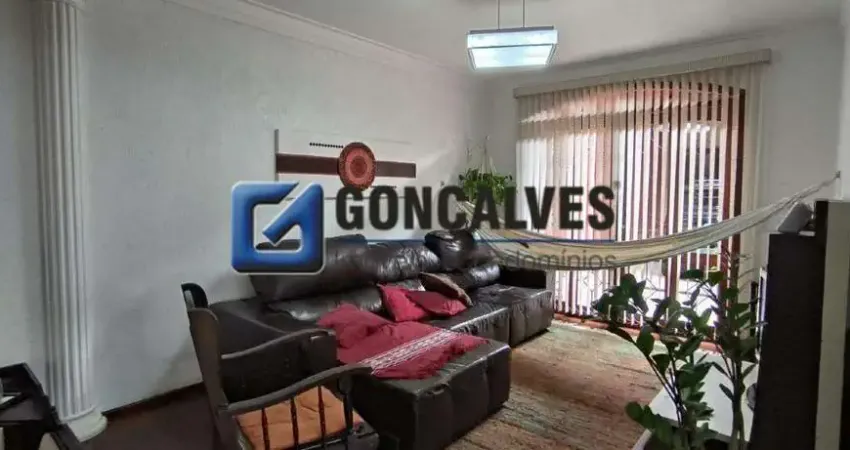 Casa com 3 quartos à venda na Rua Bom Pastor, Osvaldo Cruz, São Caetano do Sul