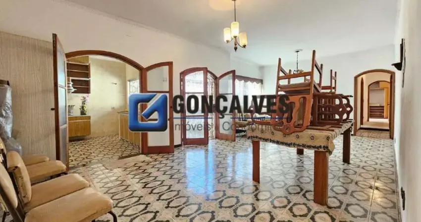 Casa com 6 quartos à venda na Rua Issaco Coppini, Osvaldo Cruz, São Caetano do Sul