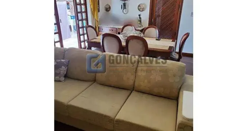 Casa com 4 quartos à venda na BENEDITA VIAL ALMEIDA, R, Nova Petrópolis, São Bernardo do Campo