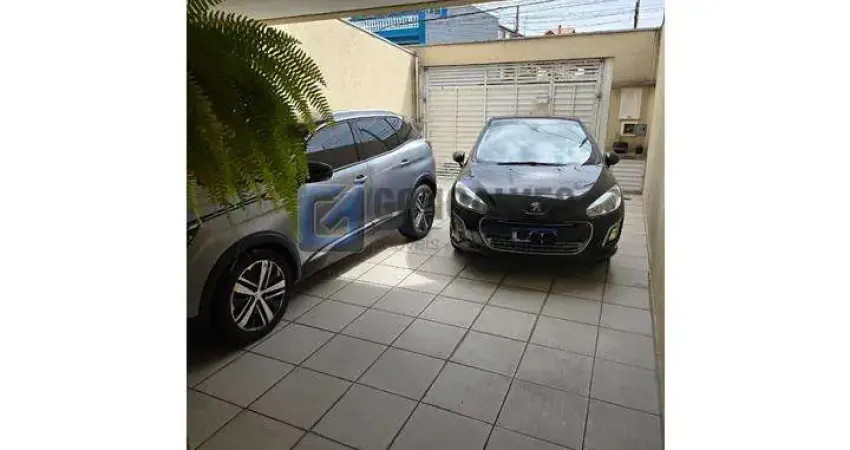 Casa com 3 quartos à venda na Rua Javari, Taboão, Diadema