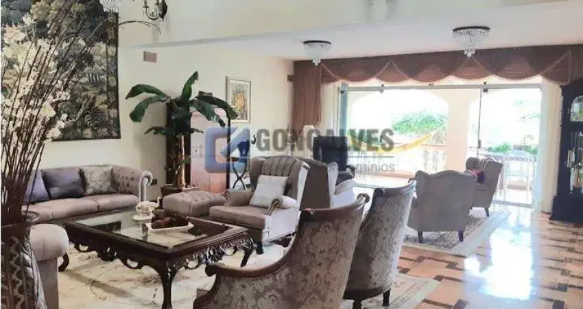 Casa com 6 quartos à venda na Rua Maria Belarmino de Castro, Nova Petrópolis, São Bernardo do Campo