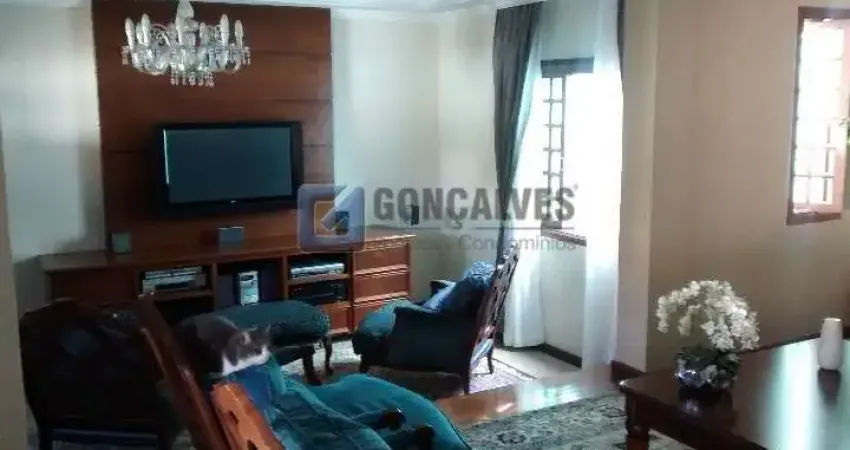 Casa com 3 quartos à venda na Rua Gabriel de Souza, Parque Espacial, São Bernardo do Campo