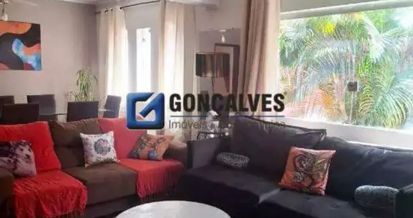 Sobrado Residencial 4 Quartos no Campestre (Santo André) – Financia