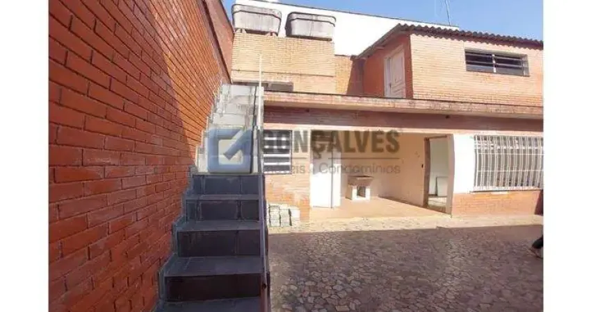 Casa 3 dormitórios sendo 1 suite, 247 mts² no bairro jardim em santo andré