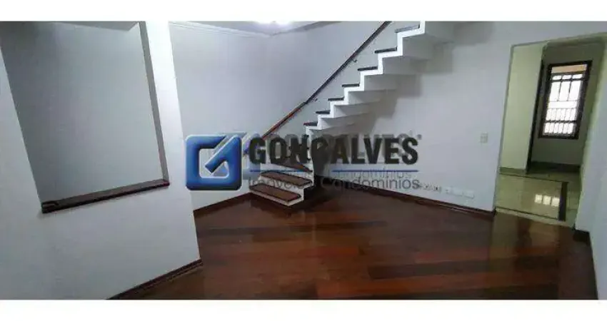 Sobrado Residencial à Venda em Assunção, SBC – 3 Quartos, 2 Vagas