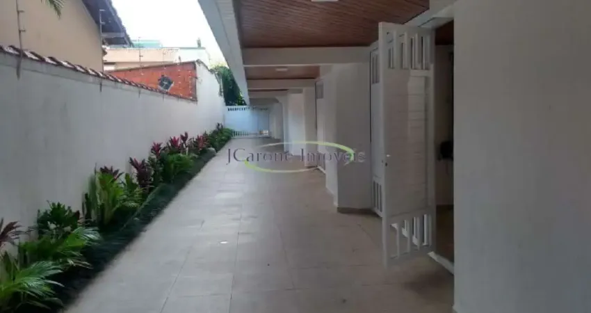 Venda de casa duplex em Villágio  com 2 suíes e 1 vaga fechada no Embaré em  Santos SP