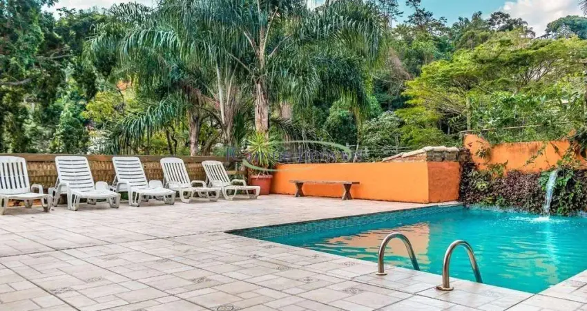 Venda de Pousada em excelente localização na Praia do Perequê em Ilhabela / SP