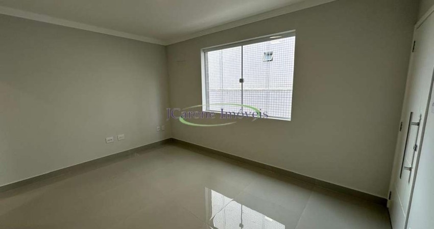 Venda de apartamento Jose Carone Imoveis com 2 quartos e reformado na Ponta da Praia em Santos / SP