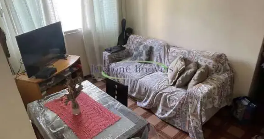 Venda de apartamento com 2 quartos, vaga e levador no bairro do saboó em santos / sp