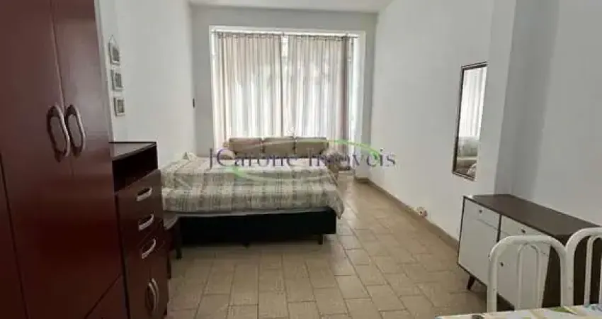 Oportunidade de investimento em sala living 50 metros da praia do boqueirão em santos/sp