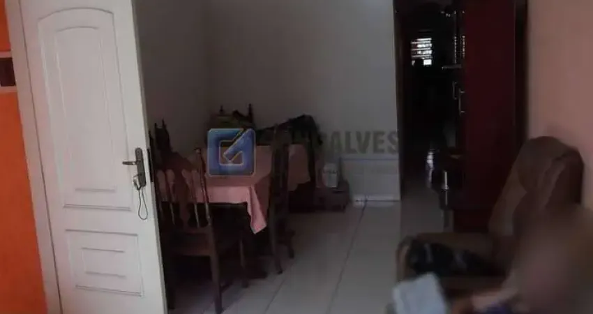 Casa à venda na Rua Ada, Nova Gerti, São Caetano do Sul