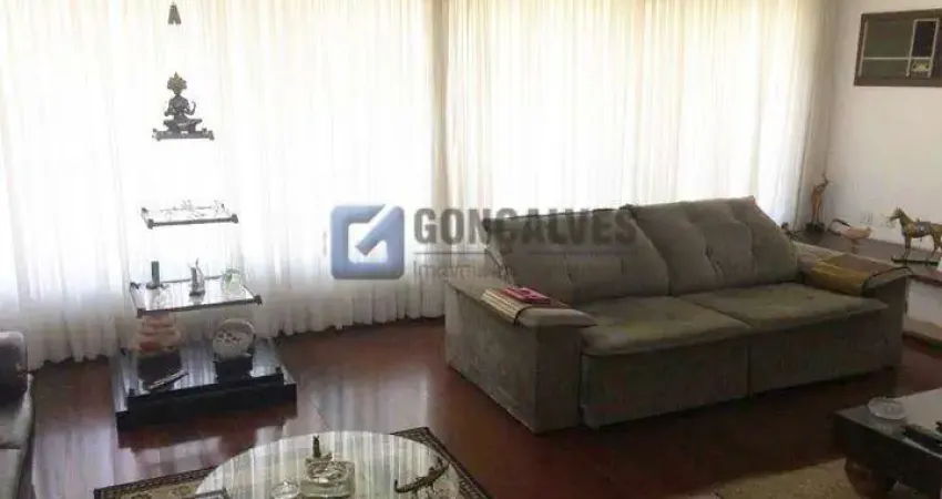 Casa com 4 quartos à venda na Rua Regente Feijó, Jardim São Caetano, São Caetano do Sul