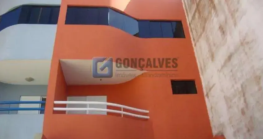 Sobrado 3 dormitórios sendo 1 suite, 170 mts² no bairro jardim milena em santo andré.