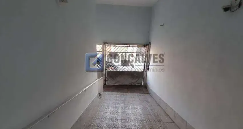 Sobrado à venda no bairro cerâmica, são caetano do sul/sp, com 340m² e 2 dormitórios sendo 2 suítes.
