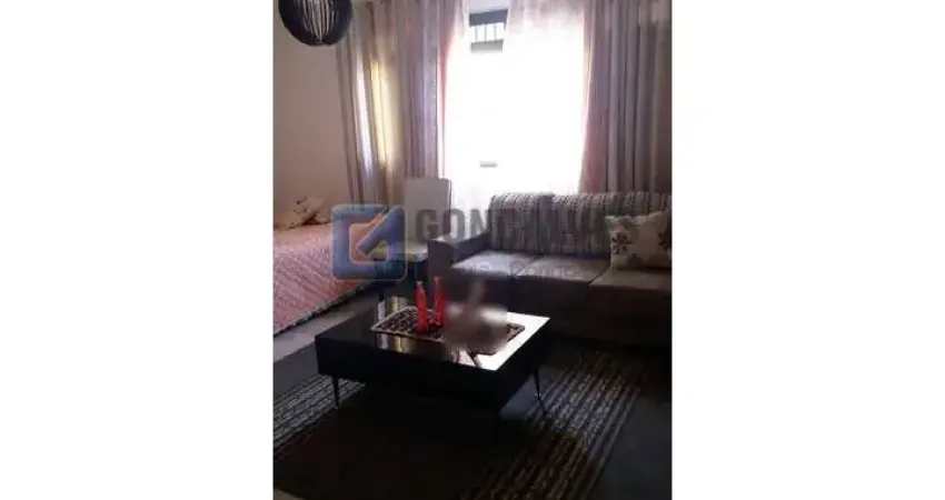 Casa com 6 quartos à venda na ISSACO COPPINI, R, Osvaldo Cruz, São Caetano do Sul