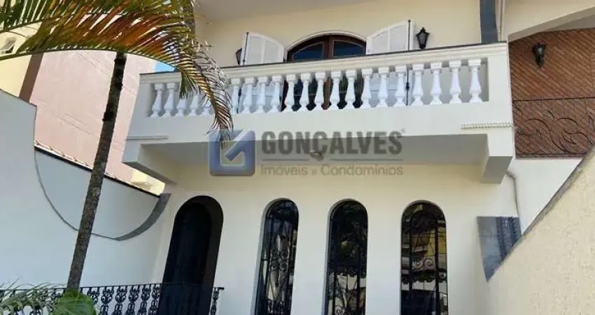 Casa com 3 quartos para alugar na Rua Campos do Jordão, Baeta Neves, São Bernardo do Campo