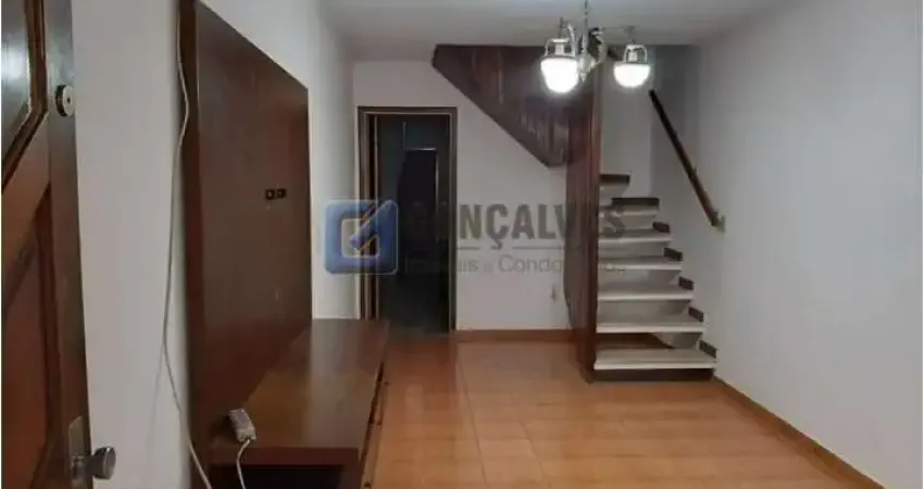 Casa com 2 quartos para alugar na Rua Guarani, Baeta Neves, São Bernardo do Campo