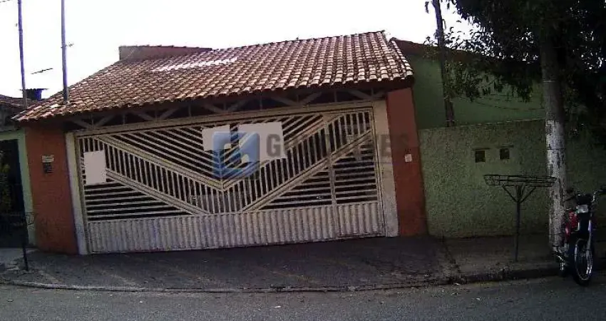 Casa com 3 quartos para alugar na Rua Campos do Jordão, Baeta Neves, São Bernardo do Campo