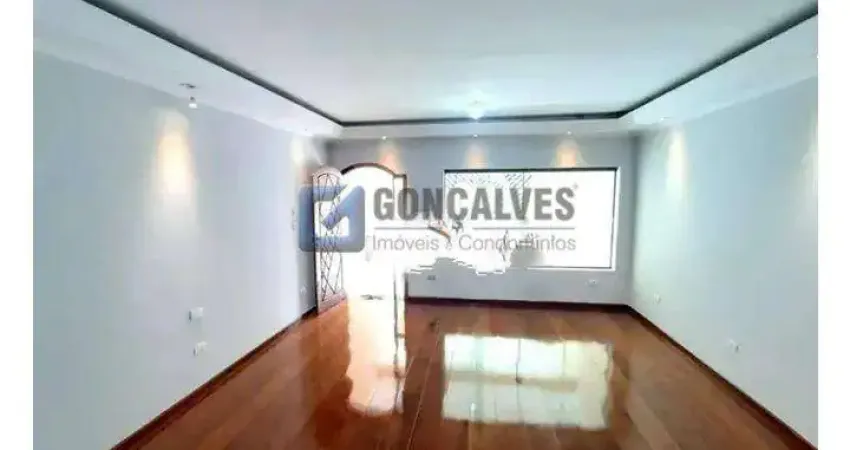 Casa com 4 quartos para alugar na GUIMARAES ROSA, R, Alves Dias, São Bernardo do Campo