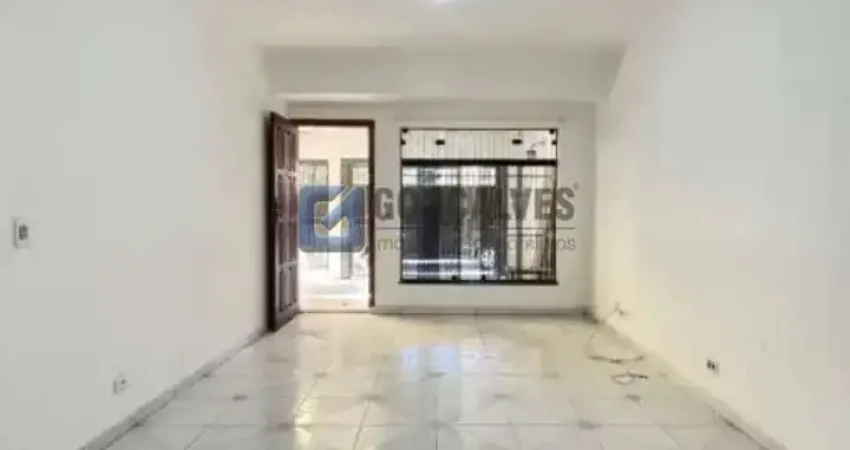 Casa com 2 quartos para alugar na ANITA FRANCHINI, AV, Santa Terezinha, São Bernardo do Campo