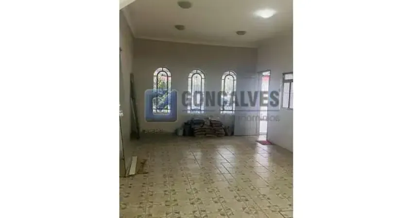 Casa comercial com 2 salas para alugar na Rua Joaquim Távora, Vila Assunção, Santo André