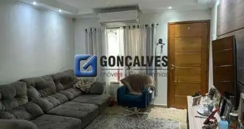 Sobrado Residencial de 3 Quartos com 2 Vagas em Vila Alzira, Santo André – Venda