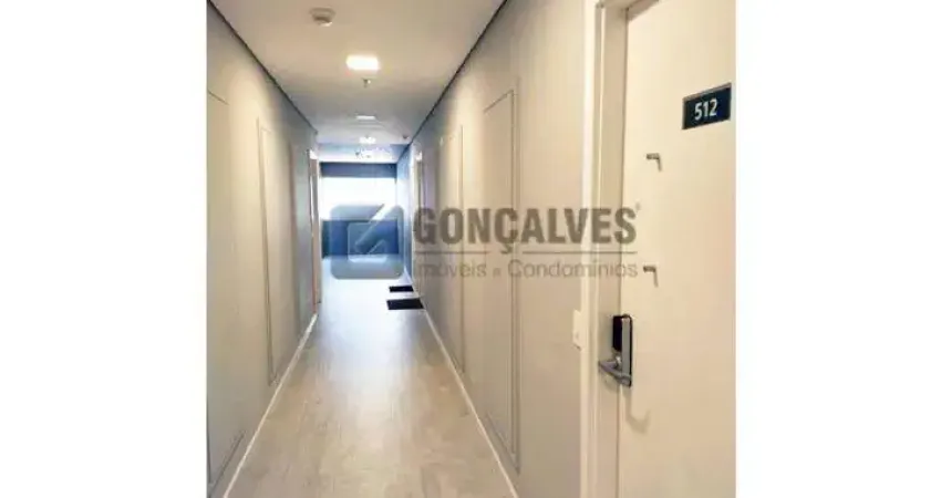 Sala comercial com 1 sala para alugar na Praça Samuel Sabatini, Centro, São Bernardo do Campo