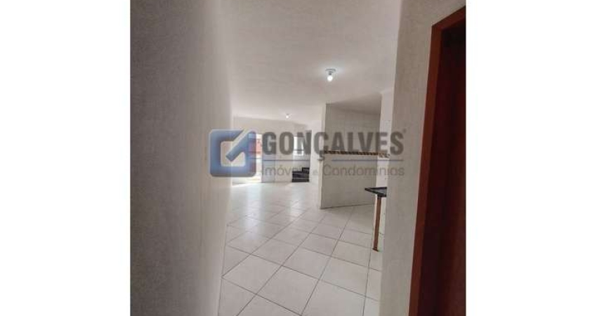 Apartamento com 2 quartos para alugar na GENERAL CAMARA, R, Vila Humaitá, Santo André