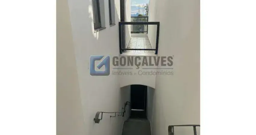 Casa com 4 quartos para alugar na Rua Carneiro de Campos, Jardim Stella, Santo André