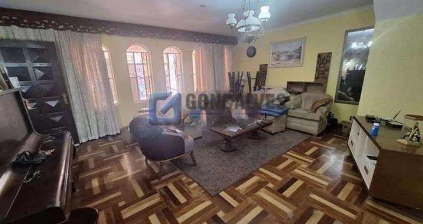 Casa com 5 quartos para alugar na VOTORANTIM, R, Barcelona, São Caetano do Sul