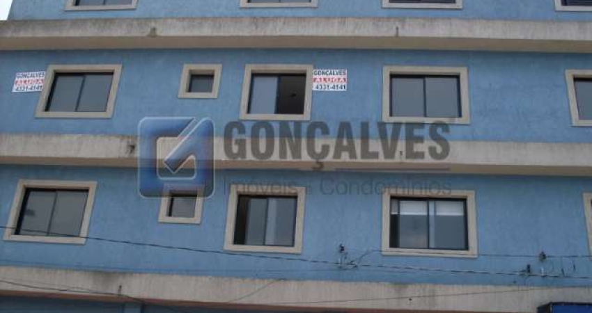 Sala comercial com 3 salas para alugar na BRUNO SPINOSA, R, Vila Nogueira, Diadema