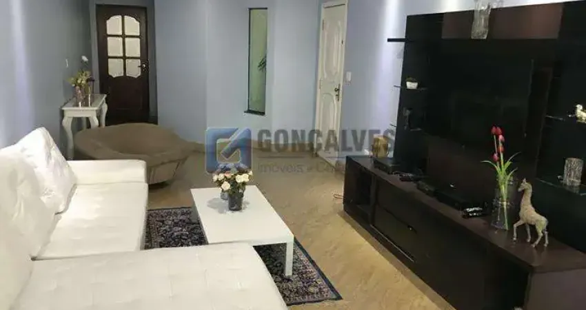 Casa com 3 quartos para alugar na AGUAPEI, R, Santa Maria, Santo André