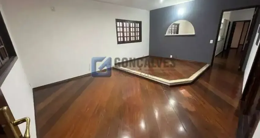 Casa com 2 quartos para alugar na BERTOLINO DA CUNHA, R, Osvaldo Cruz, São Caetano do Sul