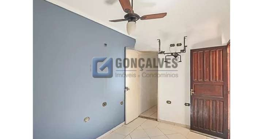 Casa com 2 quartos para alugar na ITAGUASSU, R, Rudge Ramos, São Bernardo do Campo