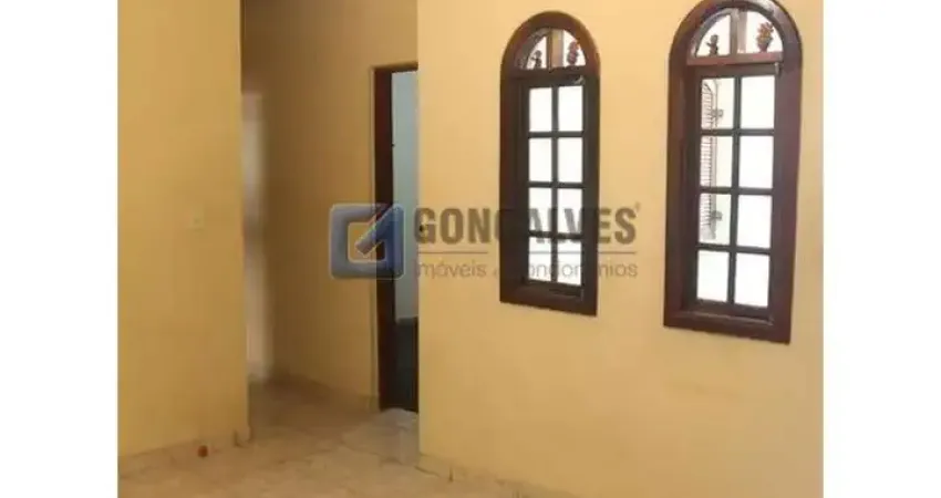 Casa com 2 quartos para alugar na MARECHAL CANDIDO RONDON, R, Osvaldo Cruz, São Caetano do Sul