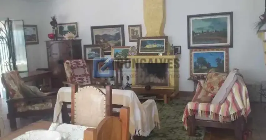 Casa com 4 quartos para alugar na JOSE FERNANDES MARQUES, R, Dos Casa, São Bernardo do Campo